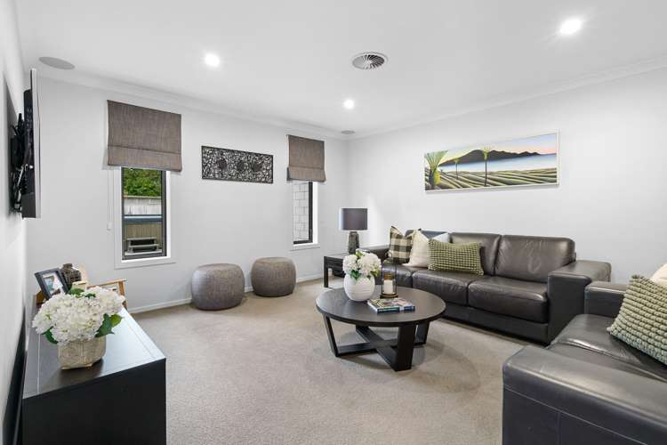 17 Henry Bell Close Leamington_11