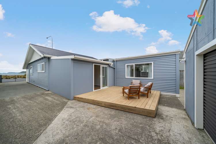 221 The Esplanade Petone_19