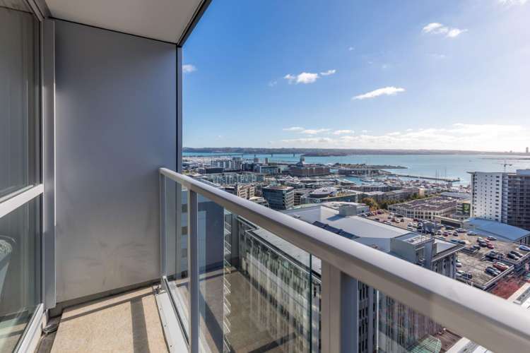 17J/34 Kingston Street Auckland_7