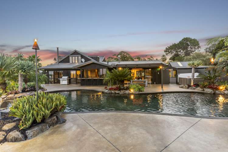 270 Redoubt Road Totara Park_1