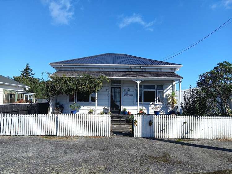 44 Adderley Street_0