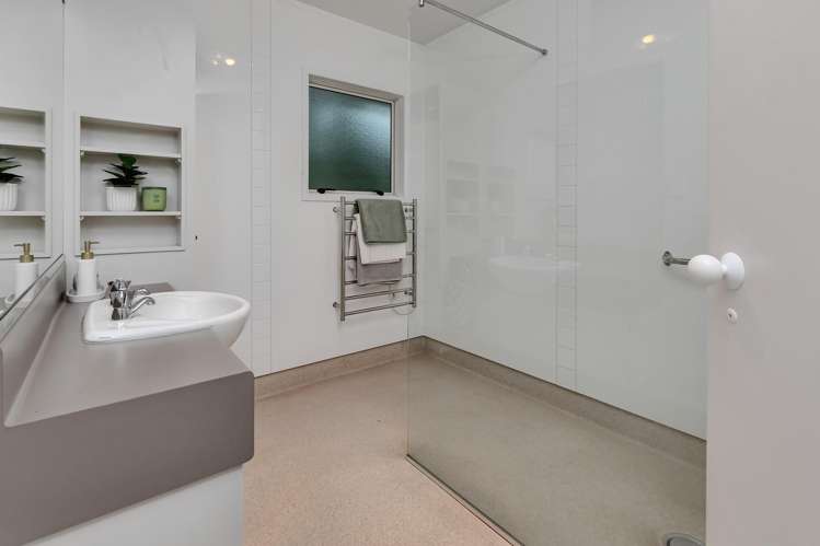 17D Bernard Street Avenues_14