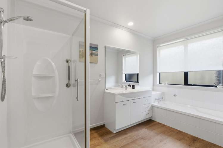 38 Atlantic Close Papamoa_14