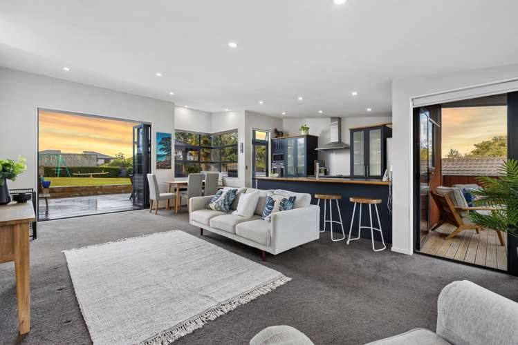 32 Grantston Drive Pyes Pa_1