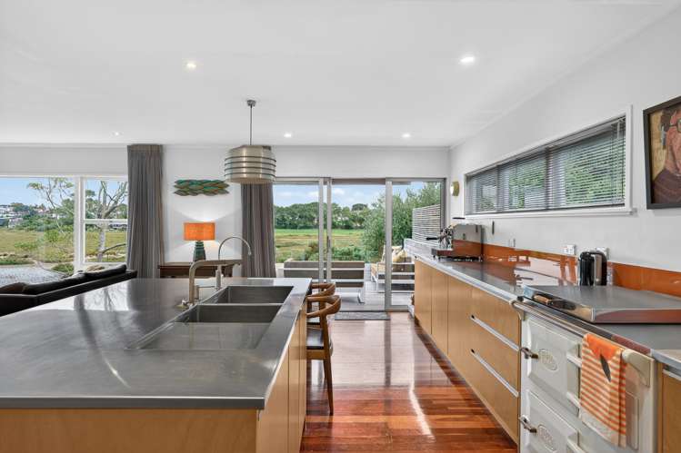 70 Aramoana Avenue Devonport_7