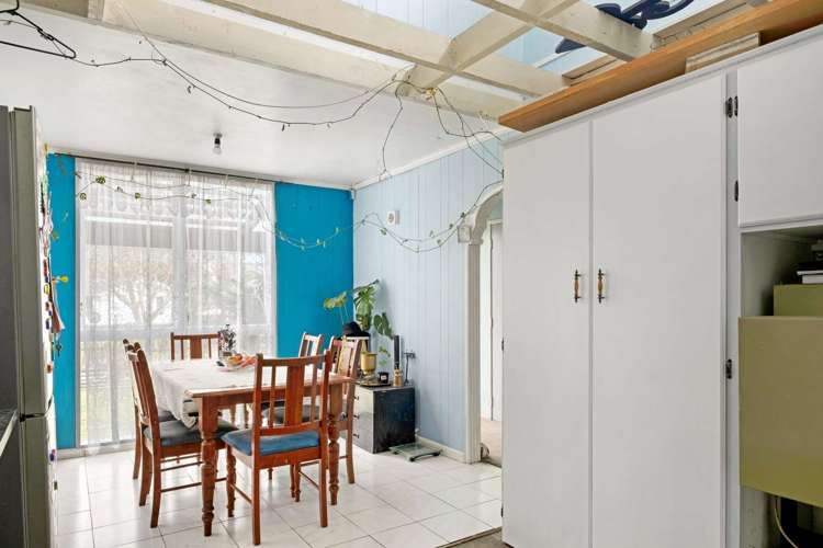 212 Tyndall Road Outer Kaiti_6