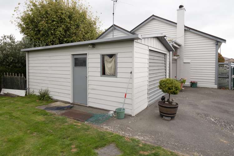 96 Allens Road Allenton_13