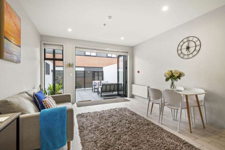 27/4 Stables Lane Silverdale_9