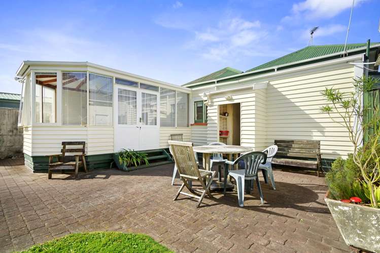 21 Nelson Street Petone_16