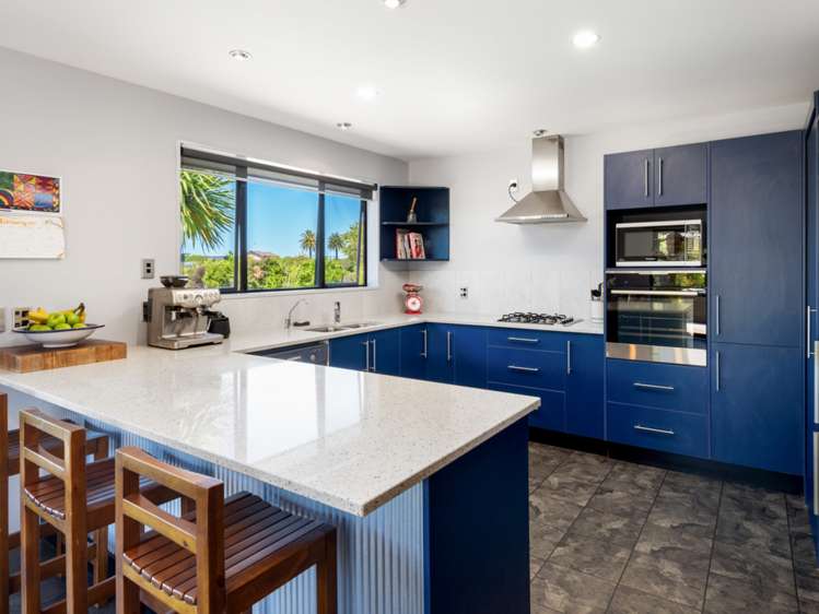 8 Edgewater Place Rarangi_24