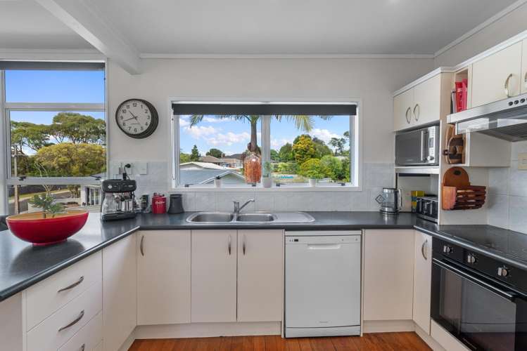 107 Tiroroa Avenue Te Atatu South_8