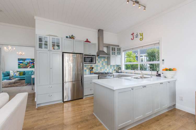 60 Marine Parade Mellons Bay_8