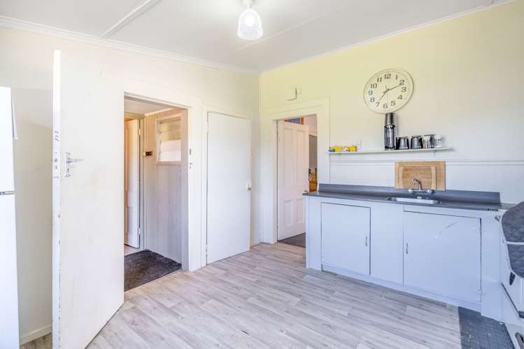 83 Lowe Street Avenal_9