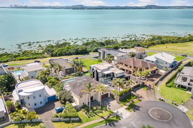 15 Matau Rise Te Atatu Peninsula_32