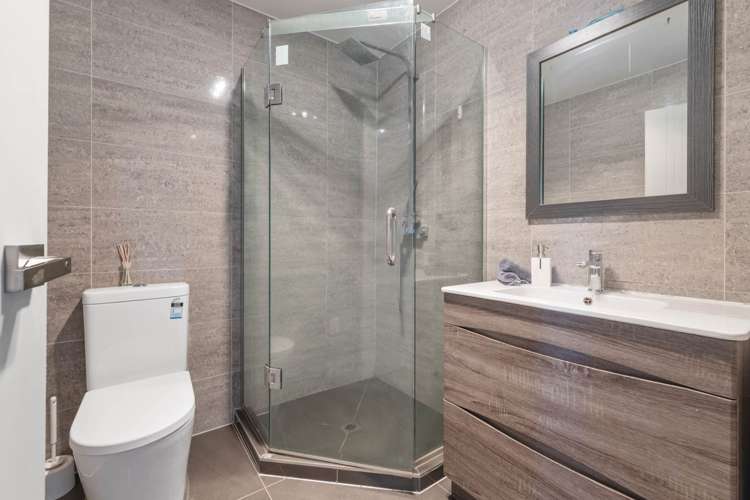 2/7 Maru Road Takanini_12