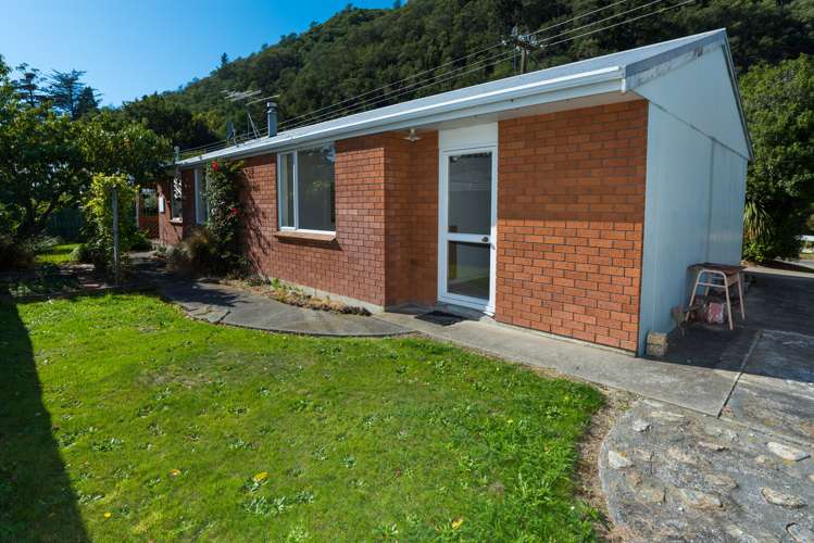 1b Canterbury Street Picton_10