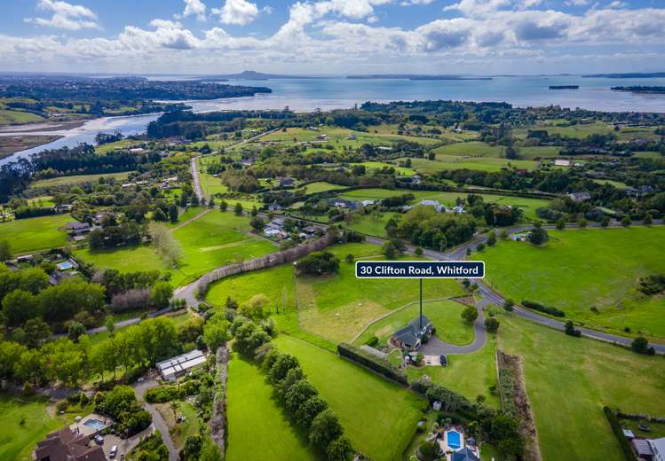 30 Clifton Road Whitford_33