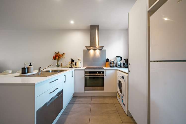 17/70 Waltham Road_5