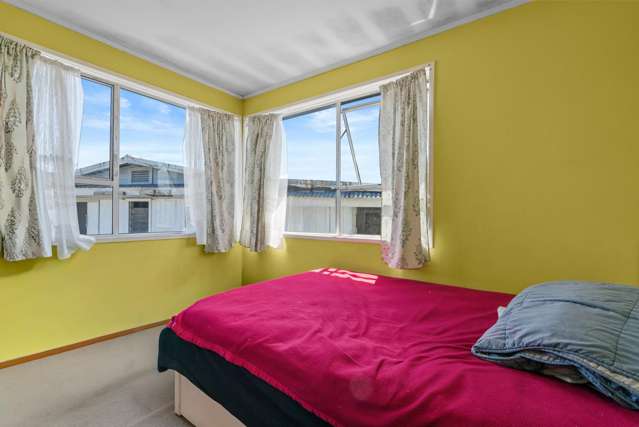 30 Staverton Crescent Mangere_3