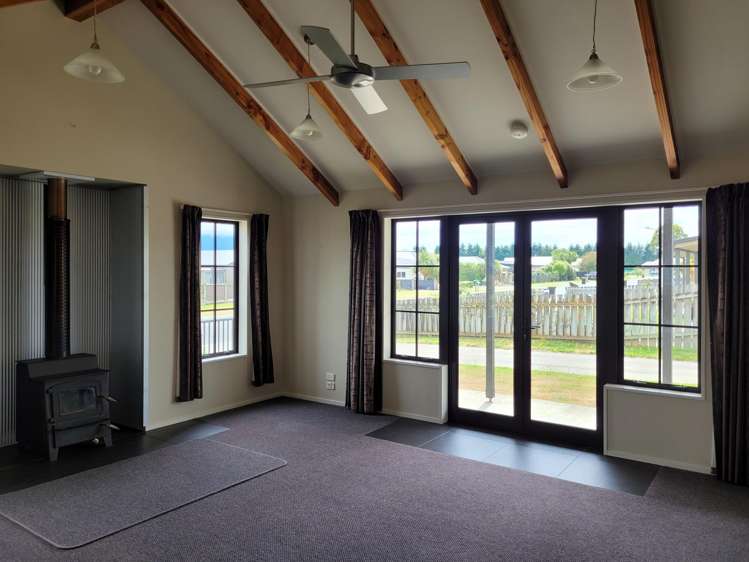 59 Orbell Crescent Te Anau_2