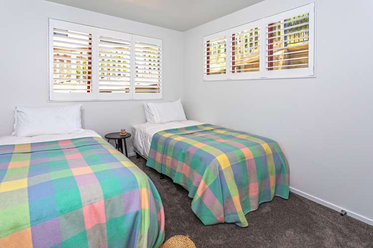 208 Russell Bruce Place Onemana_17