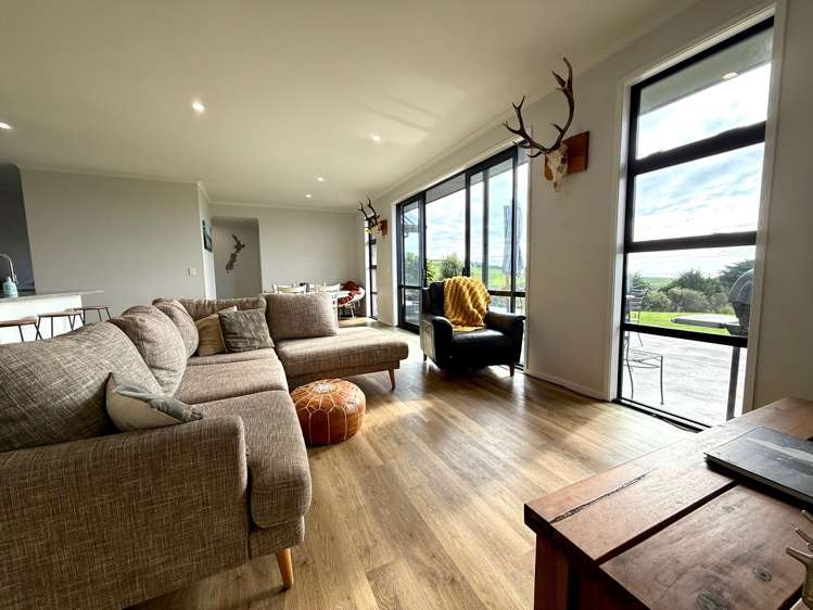 669A Te Hutewai Road Raglan_13