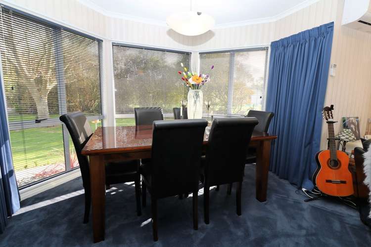 147 Lincoln Road Carterton_25