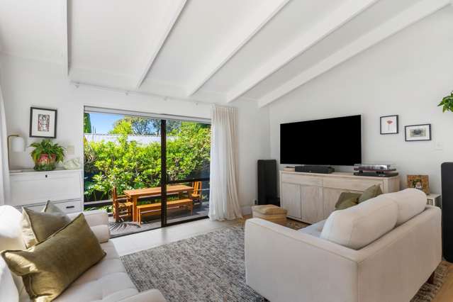 216B Meola Road Point Chevalier_1