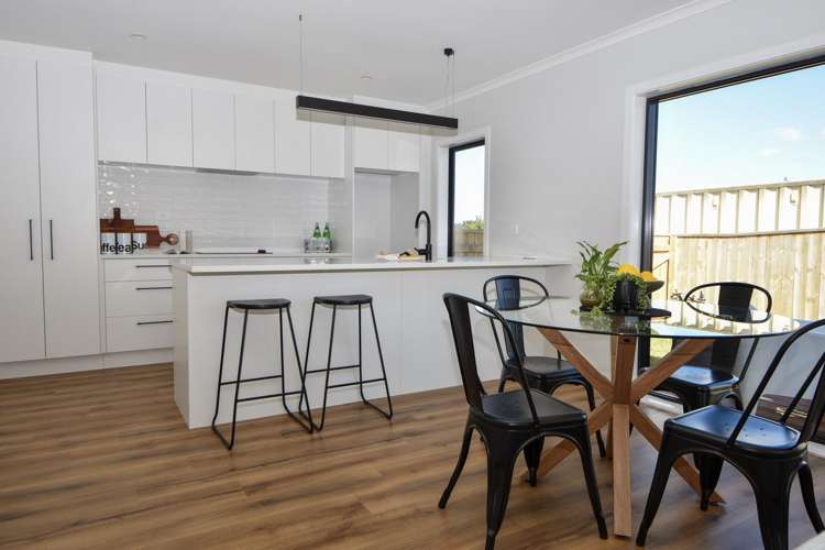 4 Macrocarpa Lane Carterton_2