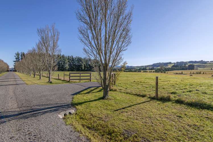 89 Davis Road Cust_3