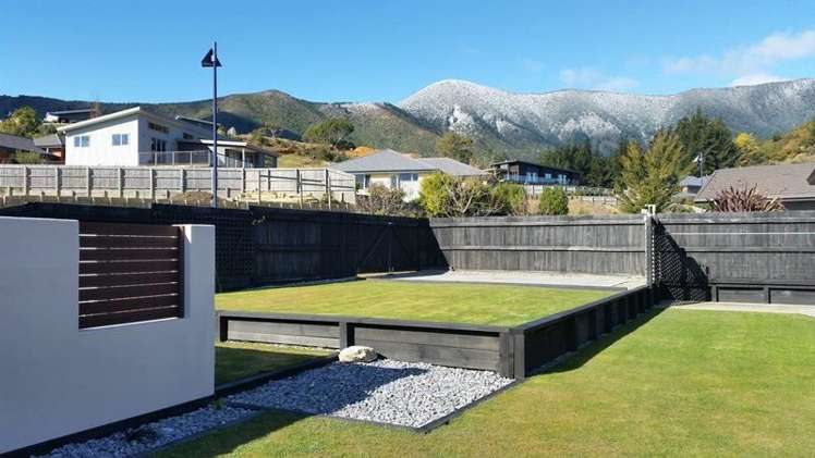 1 Weka Place Picton_10