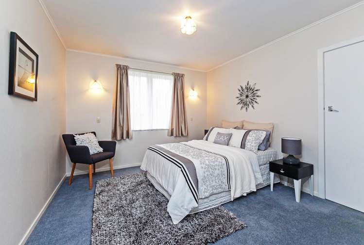 73 Cobham Crescent Kelston_11