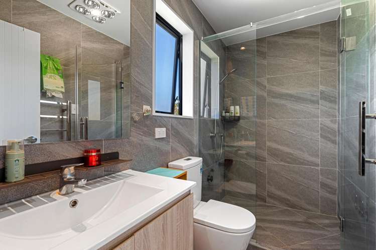 2A Robin Lane Browns Bay_10