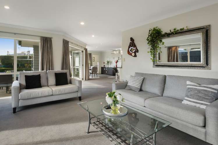 8 Kasey Josh Place Katikati_2