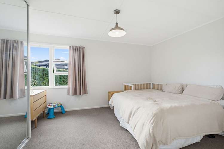 352 Main Sh25 Road Tairua_15