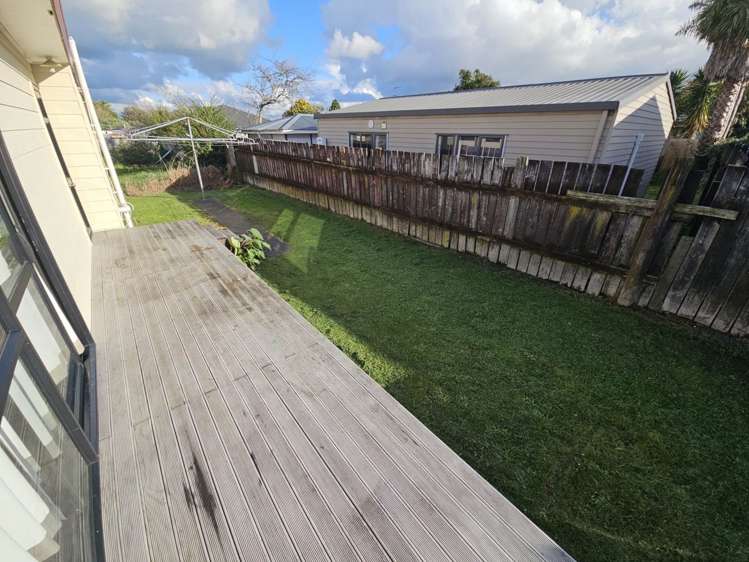 15B Valentine Street Papakura_11