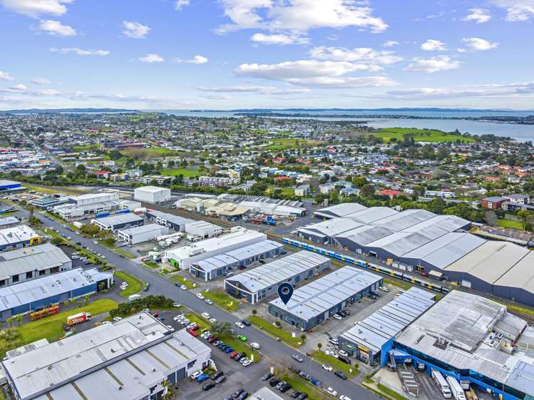 10/19 Hannigan Drive St Johns_16
