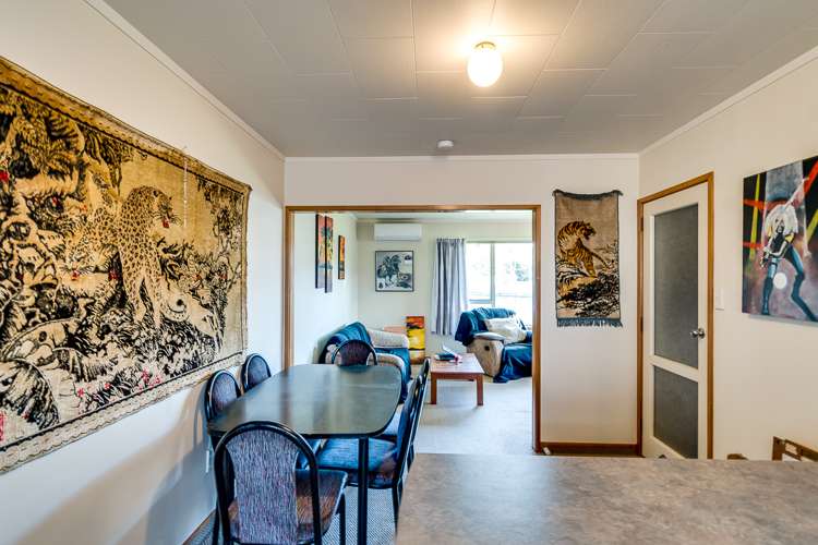 2/211 Windsor Avenue Parkvale_3