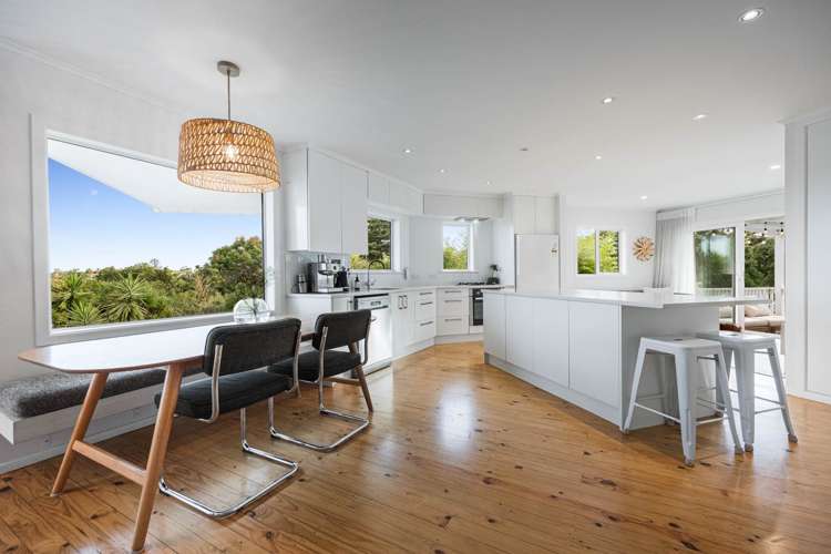 19 Marina Road Torbay_3