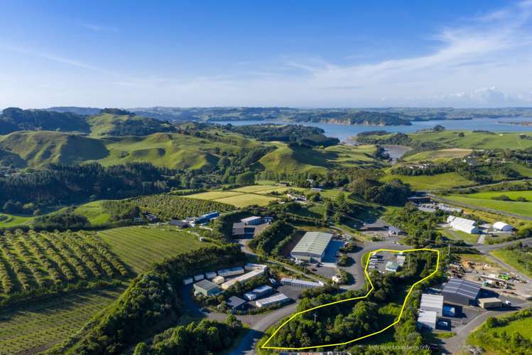 19 Nau Mai Road Raglan_5