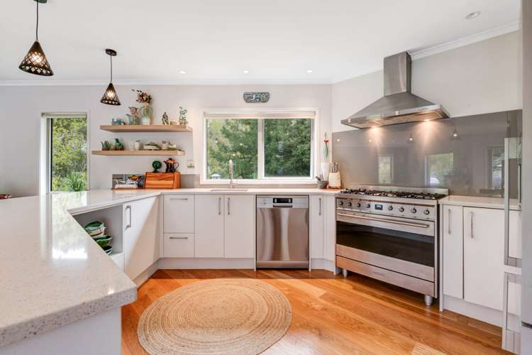 7C Hobbs Road Matakatia Bay_14