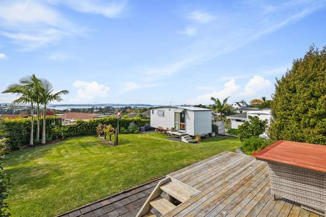 4 Forsythe Place Massey_1