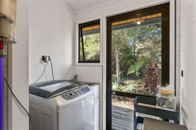 1002 River Road Broadlands_17