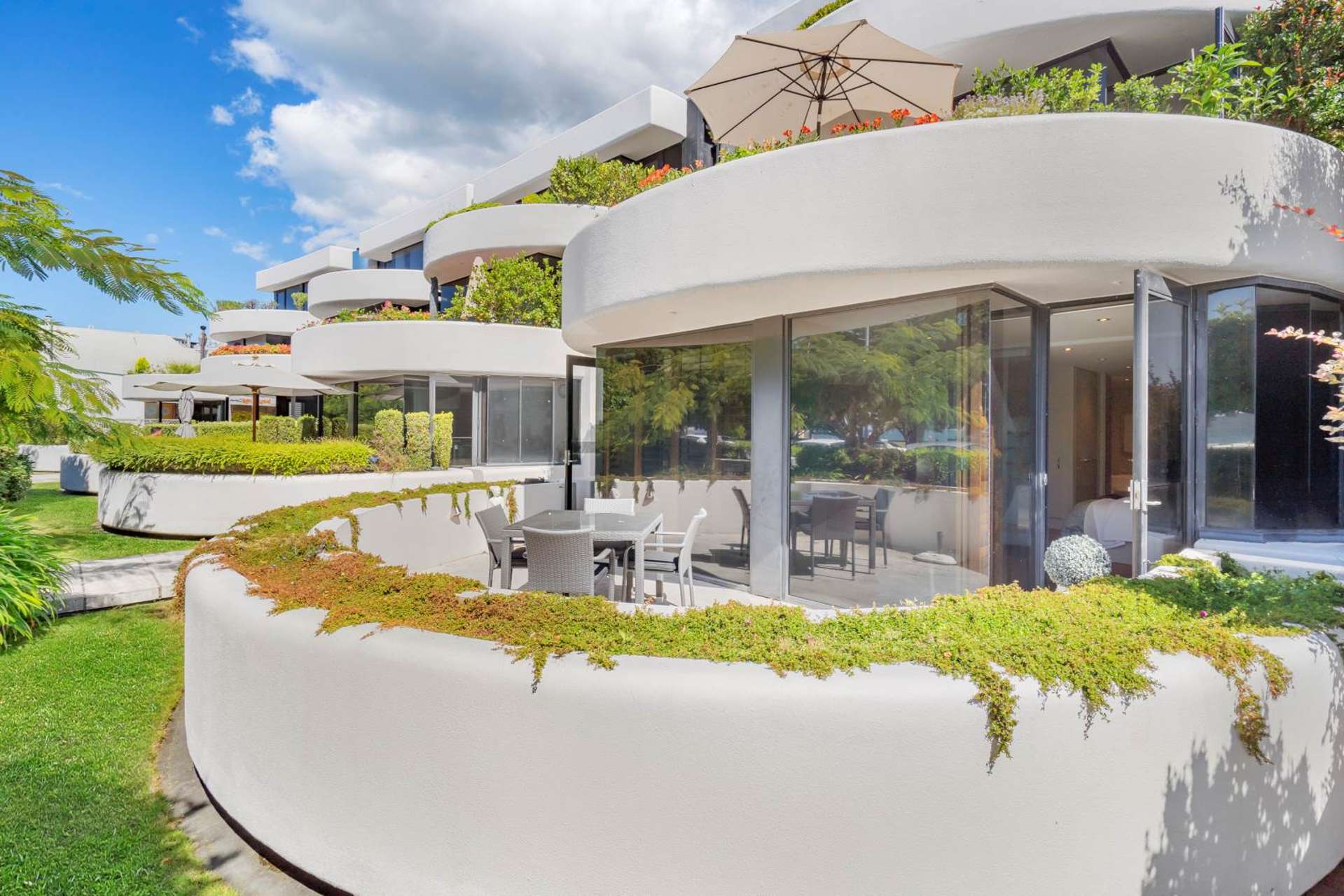 2/45 Tamaki Drive Mission Bay_0