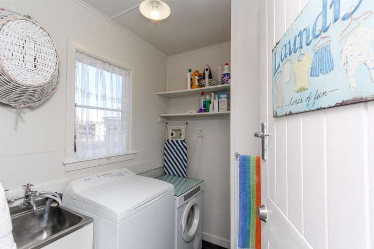 6 Truby King Street Merrilands_13