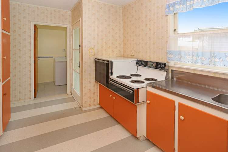 18 Miltonia Avenue Te Atatu South_10