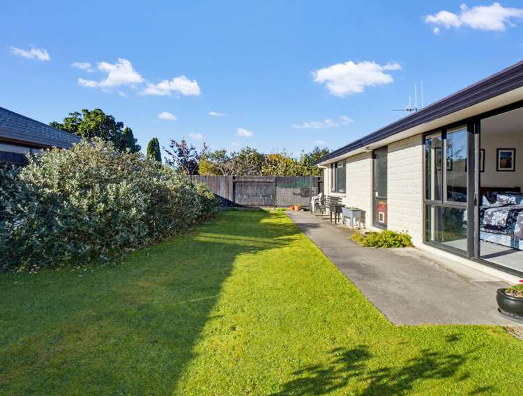 47 Meridian Grove Kelvin Grove_27