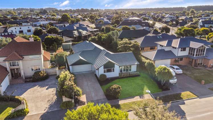 4 Monterey Place Parklands_27