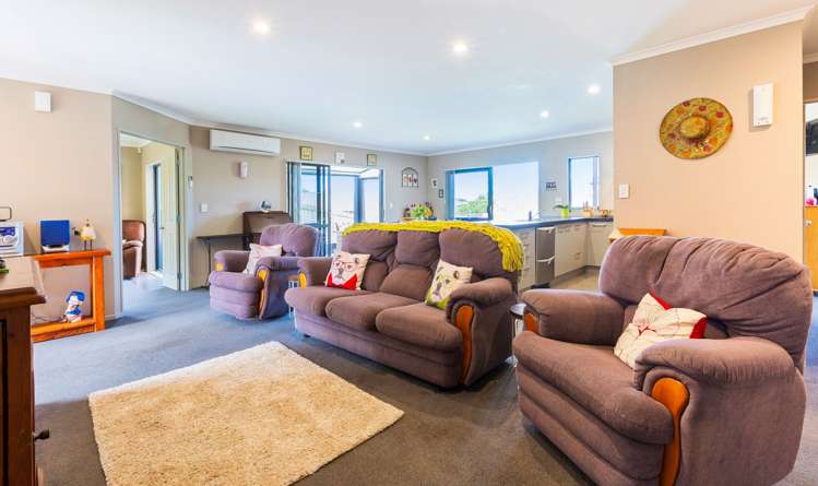 13 Woodcroft Way Pukekohe_6