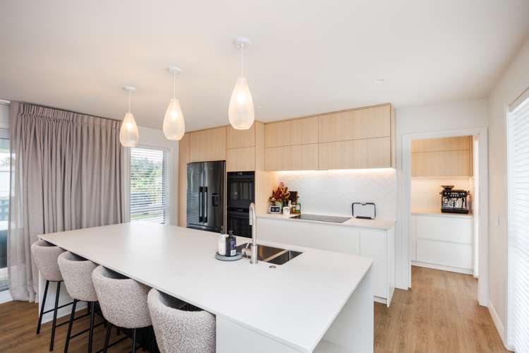 89 Churcher Street Feilding_15